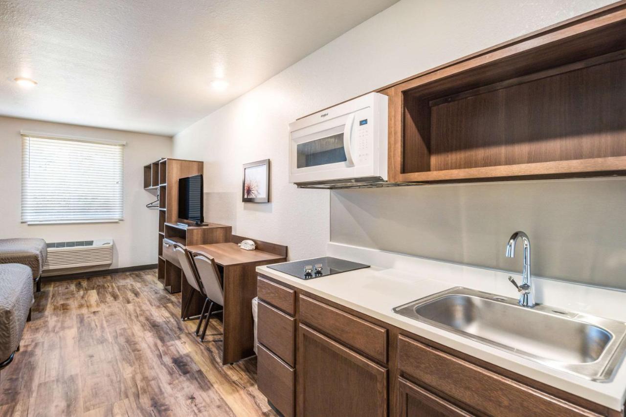 Woodspring Suites Bradenton Exterior photo
